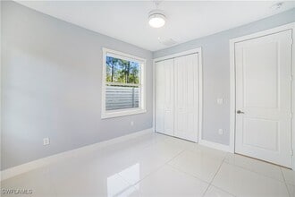 3332 6th Ave SE in Naples, FL - Building Photo - Building Photo