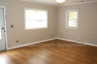 3122 Tuckaway Dr in Fuquay Varina, NC - Building Photo - Building Photo