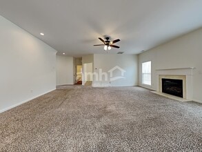 200 Heritage Point Dr in Simpsonville, SC - Building Photo - Building Photo
