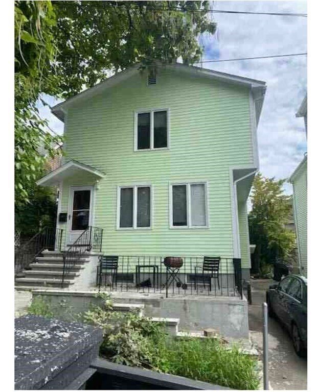114 Yorktown St, Unit 1
