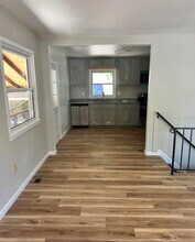 1326 E Longview Dr in Woodbridge, VA - Building Photo - Building Photo