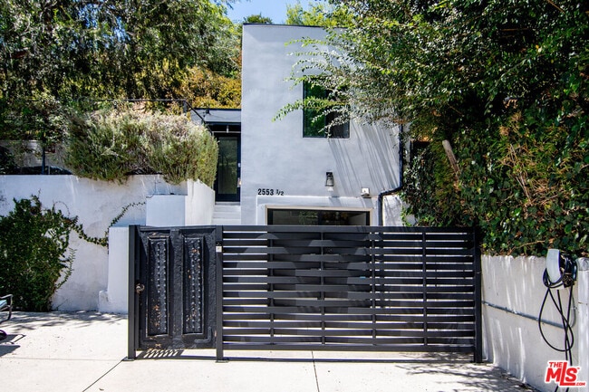 property at 2553 Glen Green St