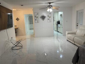 4710 Shale Pl in Tampa, FL - Building Photo - Building Photo