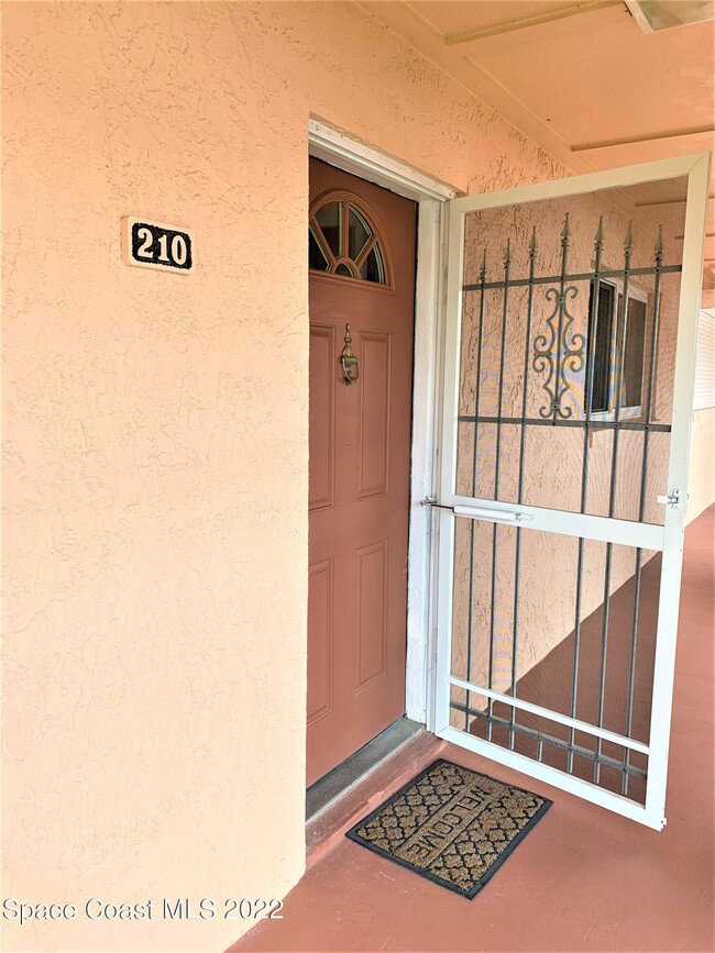 8000 Ridgewood Ave in Cape Canaveral, FL - Building Photo - Building Photo