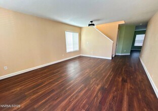 7717 Tulear St in Reno, NV - Building Photo - Building Photo