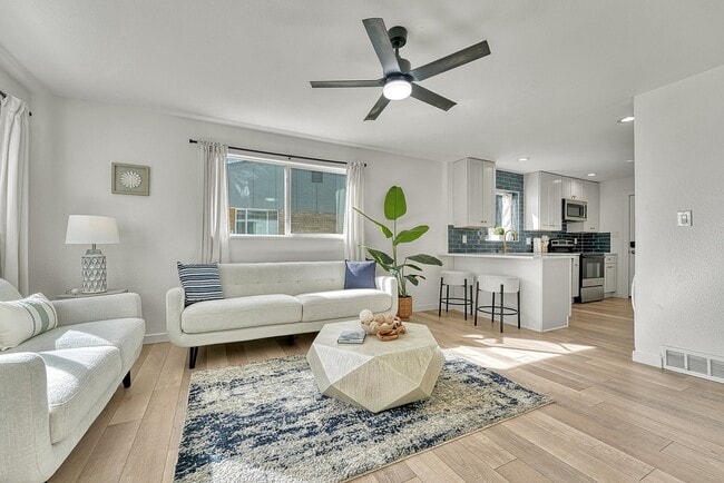 57 Del Mar Cir, Unit 57