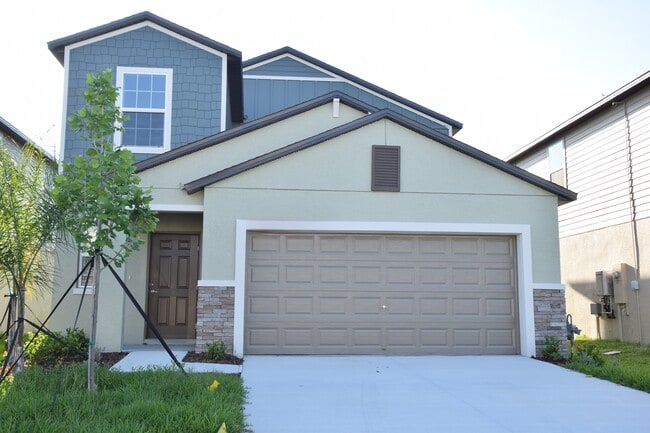property at 2505 Leonia Ln