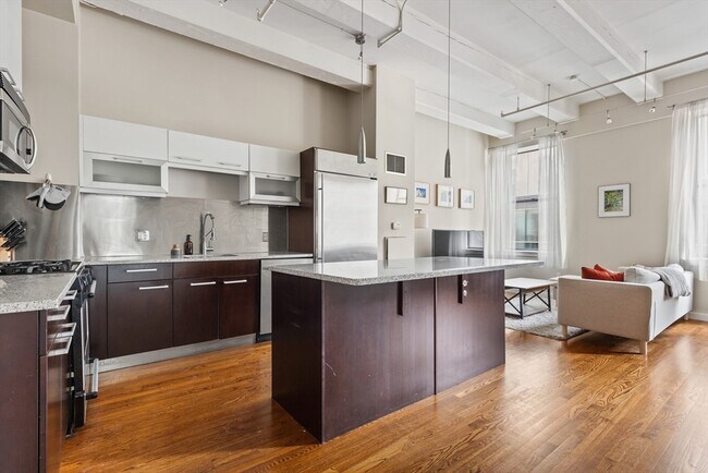 property at 88 Kingston St