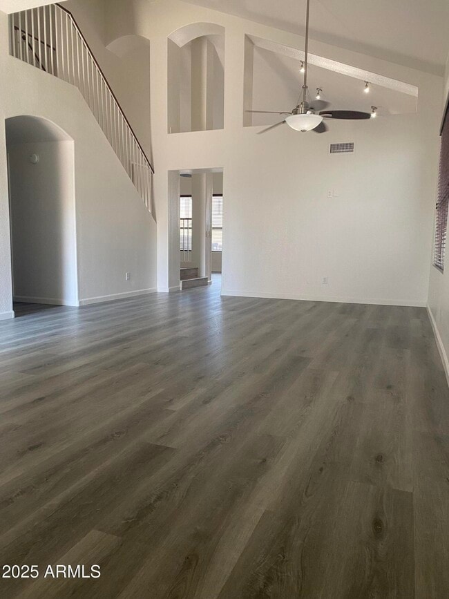 7374 W Los Gatos Dr in Glendale, AZ - Building Photo - Building Photo