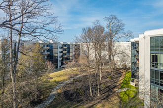 Pavilion in the Park in Pikesville, MD - Building Photo - Building Photo