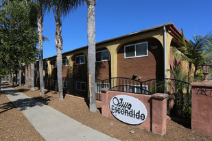 Villa Escondido Apartments