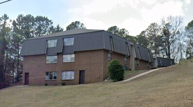 2300 Deerman St in Guntersville, AL - Building Photo - Building Photo