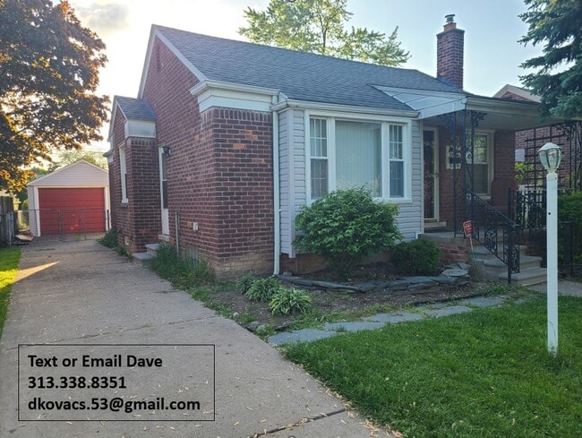 3734 Roosevelt St in Dearborn, MI - Building Photo - Building Photo