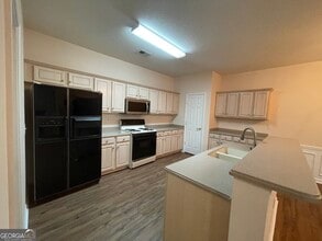 124 Cottesford Dr SW in Atlanta, GA - Building Photo - Building Photo