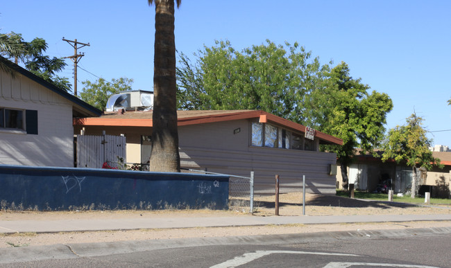 4803 E Willetta St in Phoenix, AZ - Building Photo - Building Photo