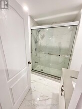 54 Golden Meadow Rd in Barrie, ON - Building Photo - Building Photo