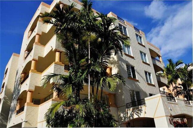 1834 Brickell Ave in Miami, FL - Building Photo - Building Photo