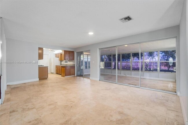 1312 SE 3rd Ave in Deerfield Beach, FL - Building Photo - Building Photo