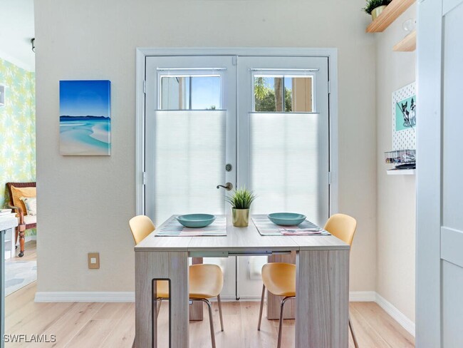 7095 Barrington Cir in Naples, FL - Building Photo - Building Photo