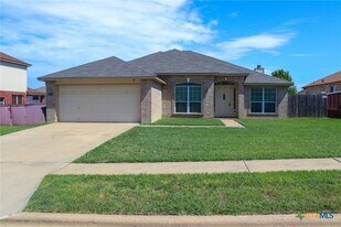 1805 Lobrecht Ct in Killeen, TX - Building Photo