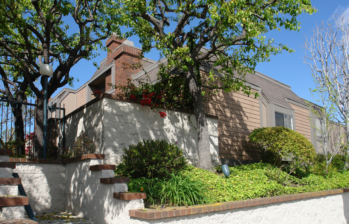 4561 Alla Rd in Los Angeles, CA - Building Photo