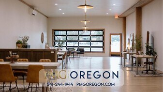 626 SW 6th St in Grants Pass, OR - Building Photo