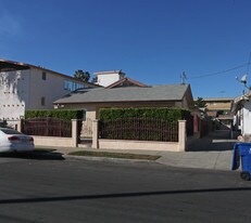 1207 N Kingsley Dr in Los Angeles, CA - Building Photo
