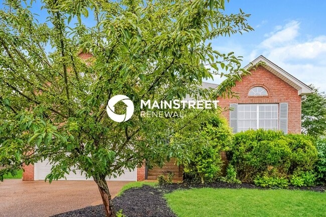 property at 204 Oxford Pl