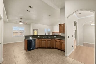 15095 Douglas St in Apple Valley, CA - Building Photo - Building Photo