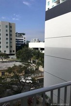 126 SW 17th Rd-Unit -504 in Miami, FL - Building Photo - Building Photo