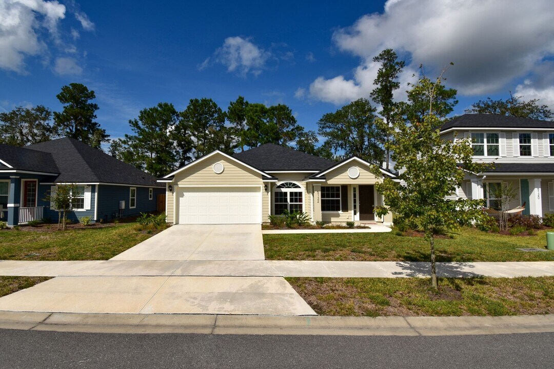 5132 NW 83rd Pl in Gainesville, FL - Building Photo