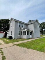 1503 7th St E, Unit 1503 in Menomonie, WI - Building Photo
