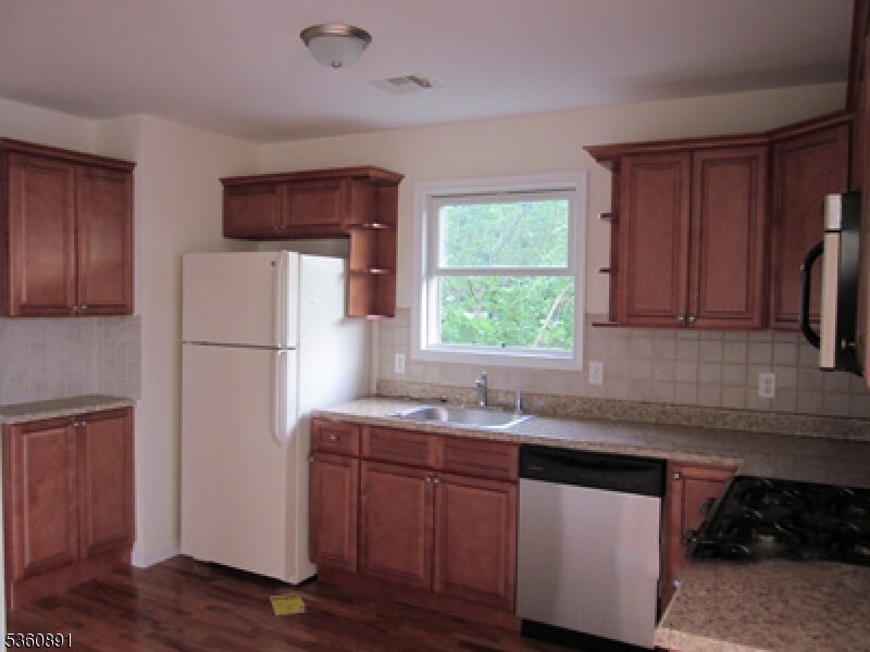 709 Jersey St in Harrison, NJ - Building Photo
