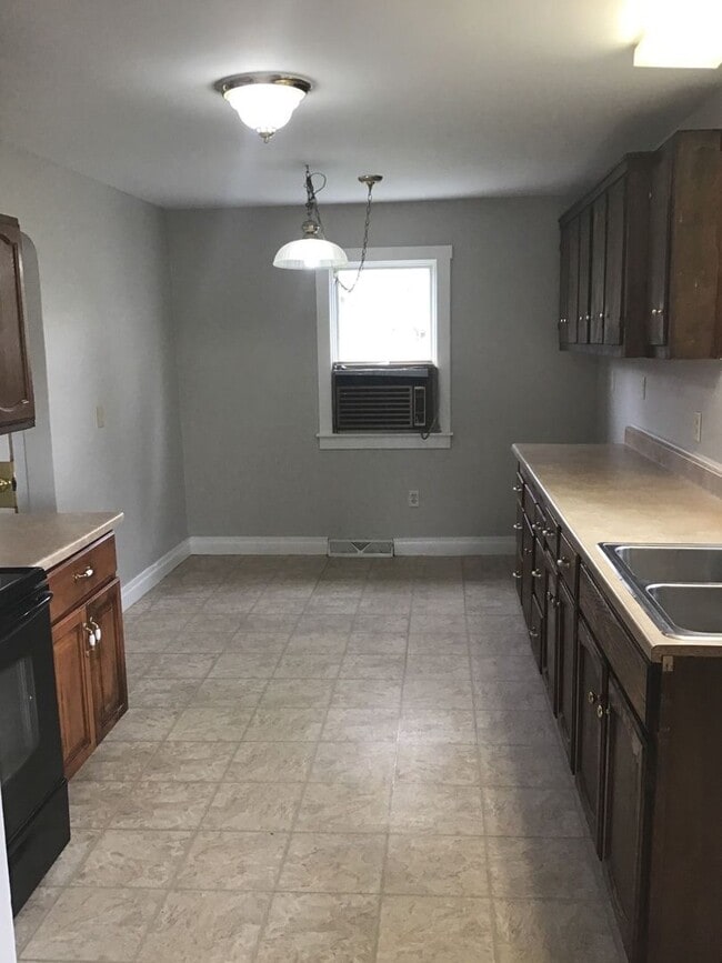 417 Greenwood St in Mont Alto, PA - Building Photo - Building Photo