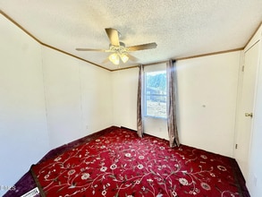 287 Oliver Loop Rd in Roxboro, NC - Foto de edificio - Building Photo