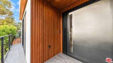 1416 Comstock Ave in Los Angeles, CA - Building Photo - Building Photo