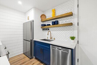 6314 Friars Rd in San Diego, CA - Building Photo - Building Photo