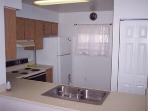 2133 SW 39th Way-Unit -1 in Gainesville, FL - Building Photo - Building Photo
