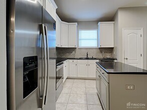 11712 Colony Lakes Blvd in New Port Richey, FL - Building Photo - Building Photo