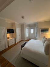 799 E 4th St, Unit 1 in Boston, MA - Building Photo - Building Photo