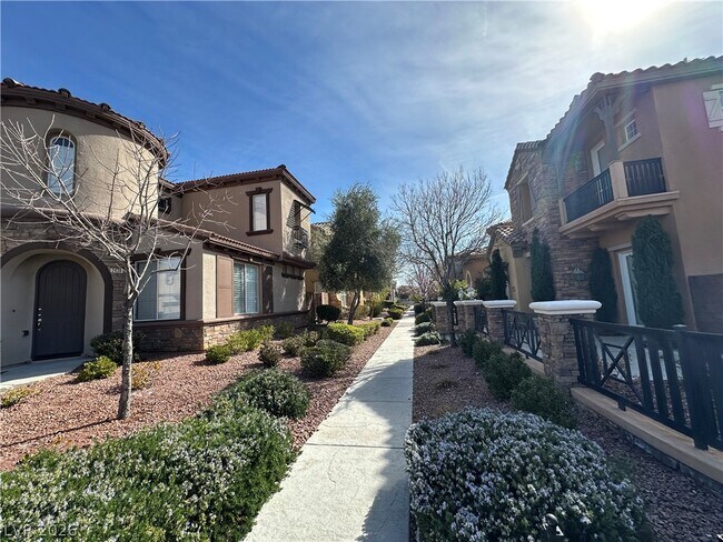 property at 2442 Granada Bluff Ct