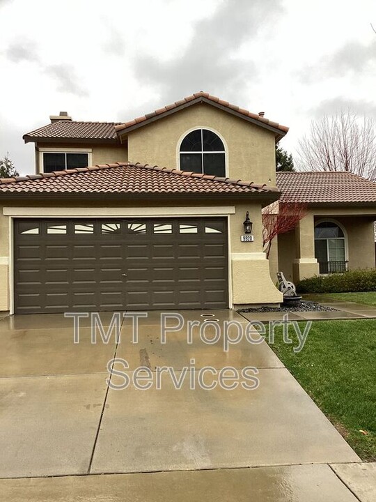 9920 Trapani Way in Elk Grove, CA - Building Photo
