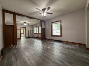 2282 Sheldon St in Lincoln, NE - Building Photo - Building Photo
