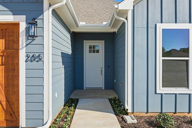 205 S Atwood St in Boyd, TX - Building Photo - Building Photo