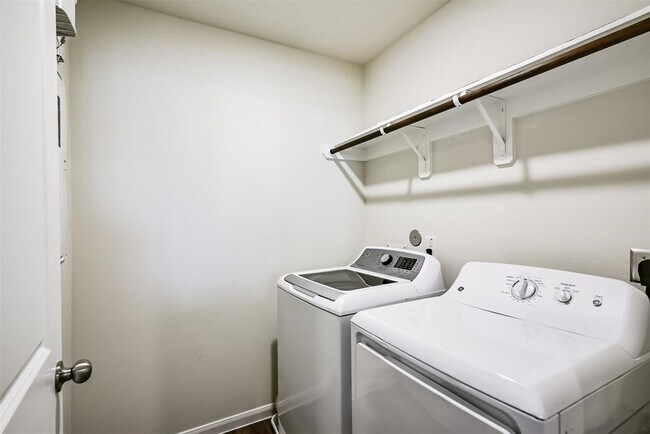 property at 11627 Braemar Village Dr