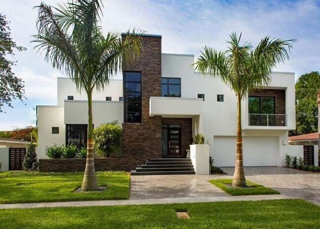 property at 356 Bayview Dr NE
