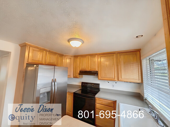 1231 E 991 S in Fruit Heights, UT - Building Photo - Building Photo