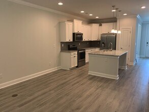 2409 Thoroughfare Dr in North Myrtle Beach, SC - Building Photo - Building Photo