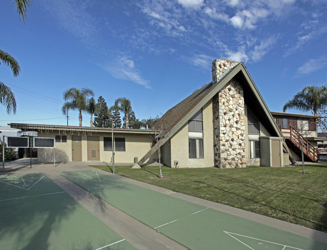 7700 Lampson Ave in Stanton, CA - Building Photo - Building Photo