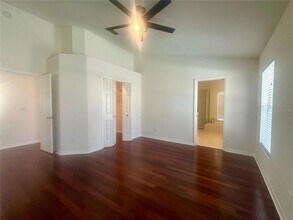 6144 Bobby Jones Ct in Palmetto, FL - Foto de edificio - Building Photo